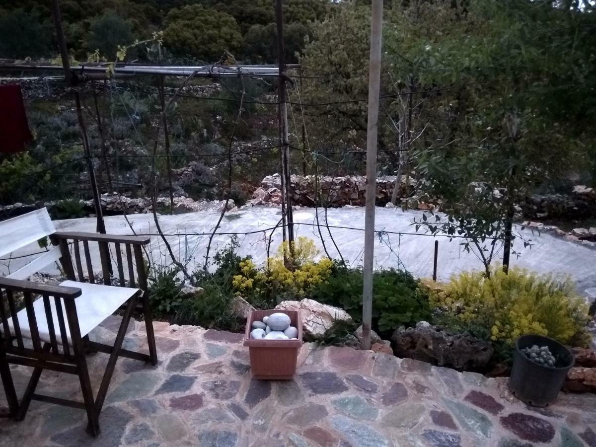Find Your Peace In A Traditional Country House!! Láyia المظهر الخارجي الصورة
